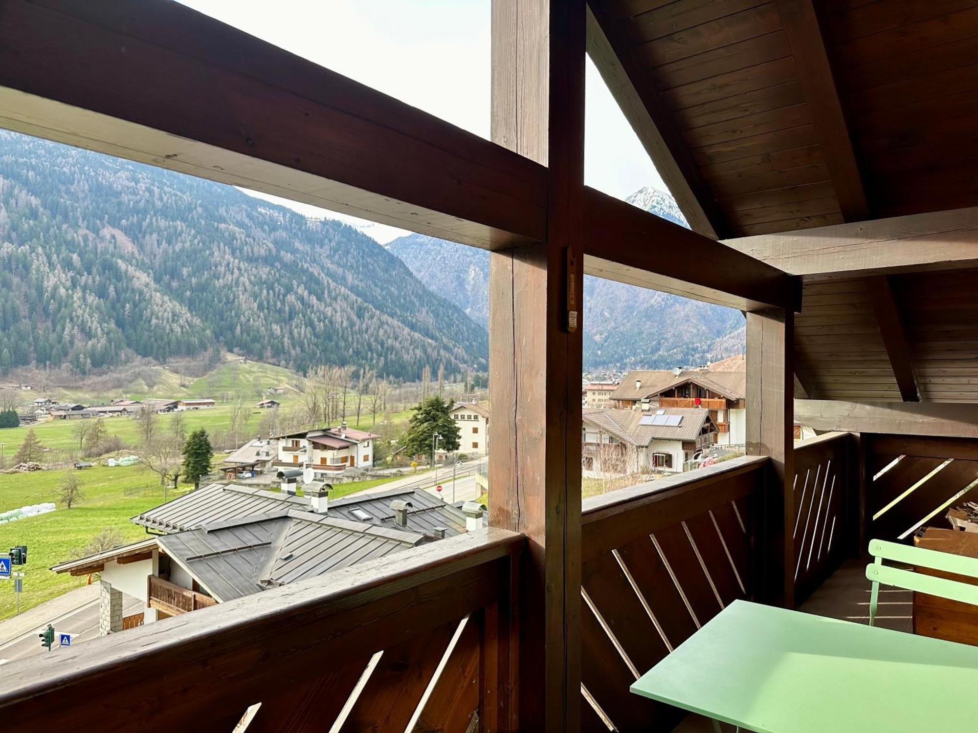 Mansarda Con Vista Apartment Giustino Exterior foto